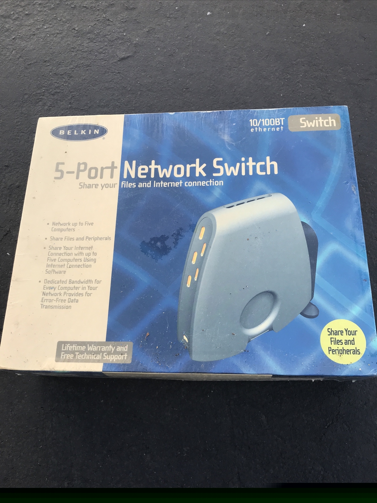Belkin 5 port Network Switch 10/100BT ethernet Model F5D5130-5 Sealed Retail Box