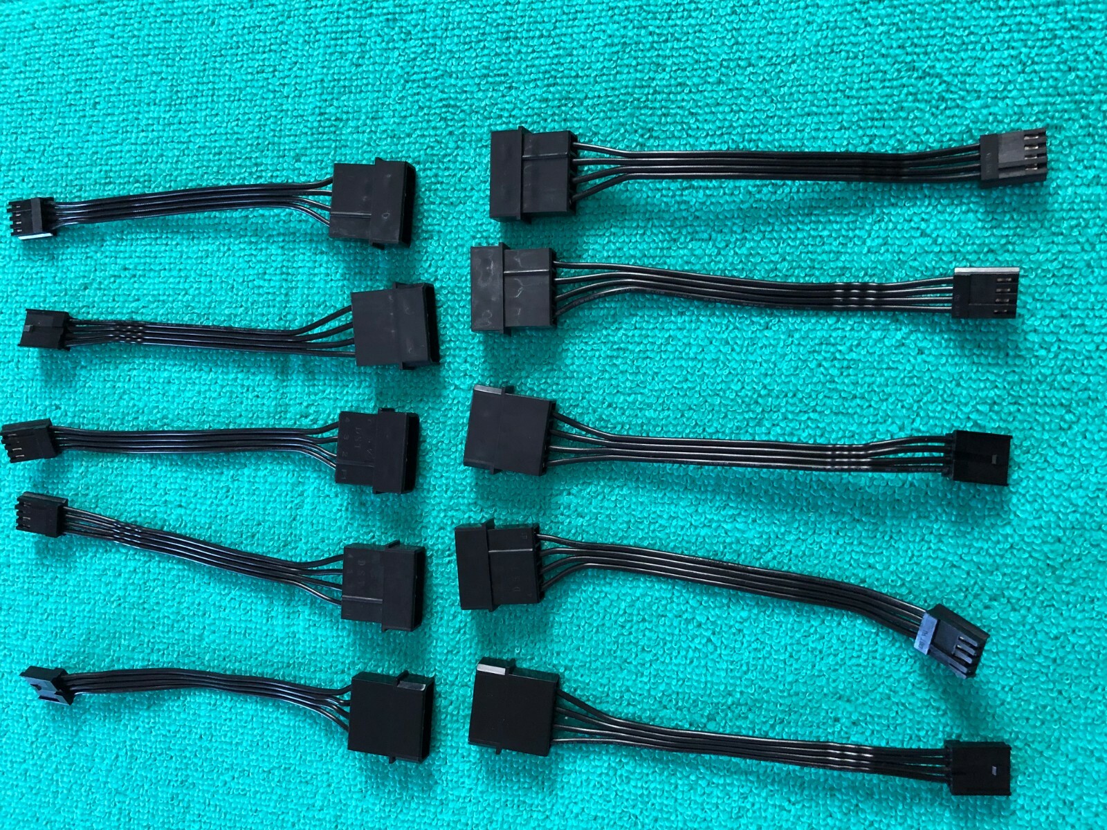 LOT 10 Pcs  4 Pin Molex To 3.5 Floppy Drive FDD Internal Power Cable Adaptor 