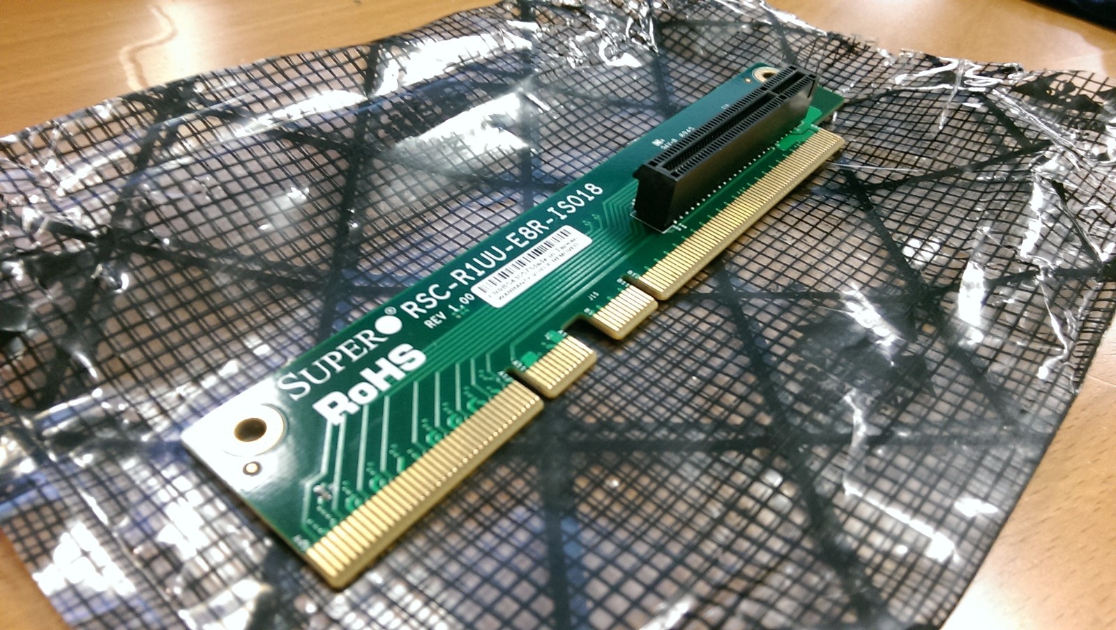 SUPERMICRO RSC-R1UU-E8R ISO18 1U PCIe PCI Express RISER Board CARD  