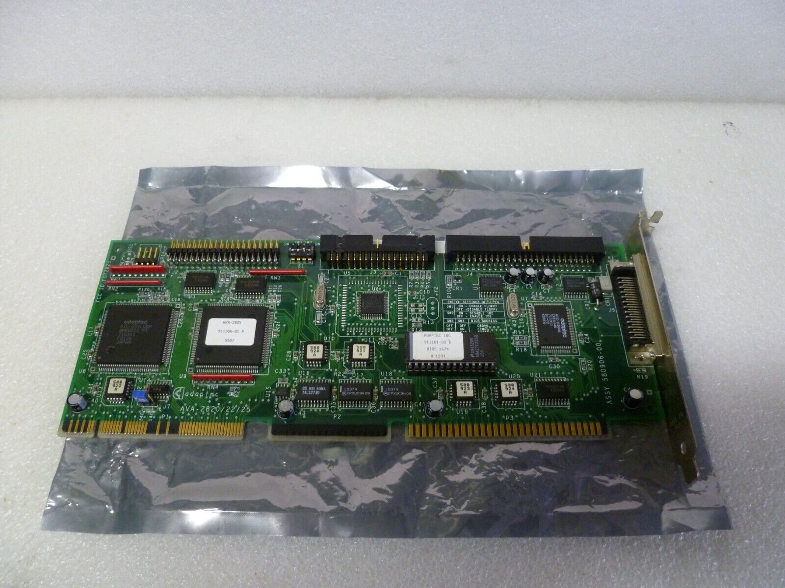 VINTAGE ADAPTEC AHA-2825 SCSI CONTROLLER CARD