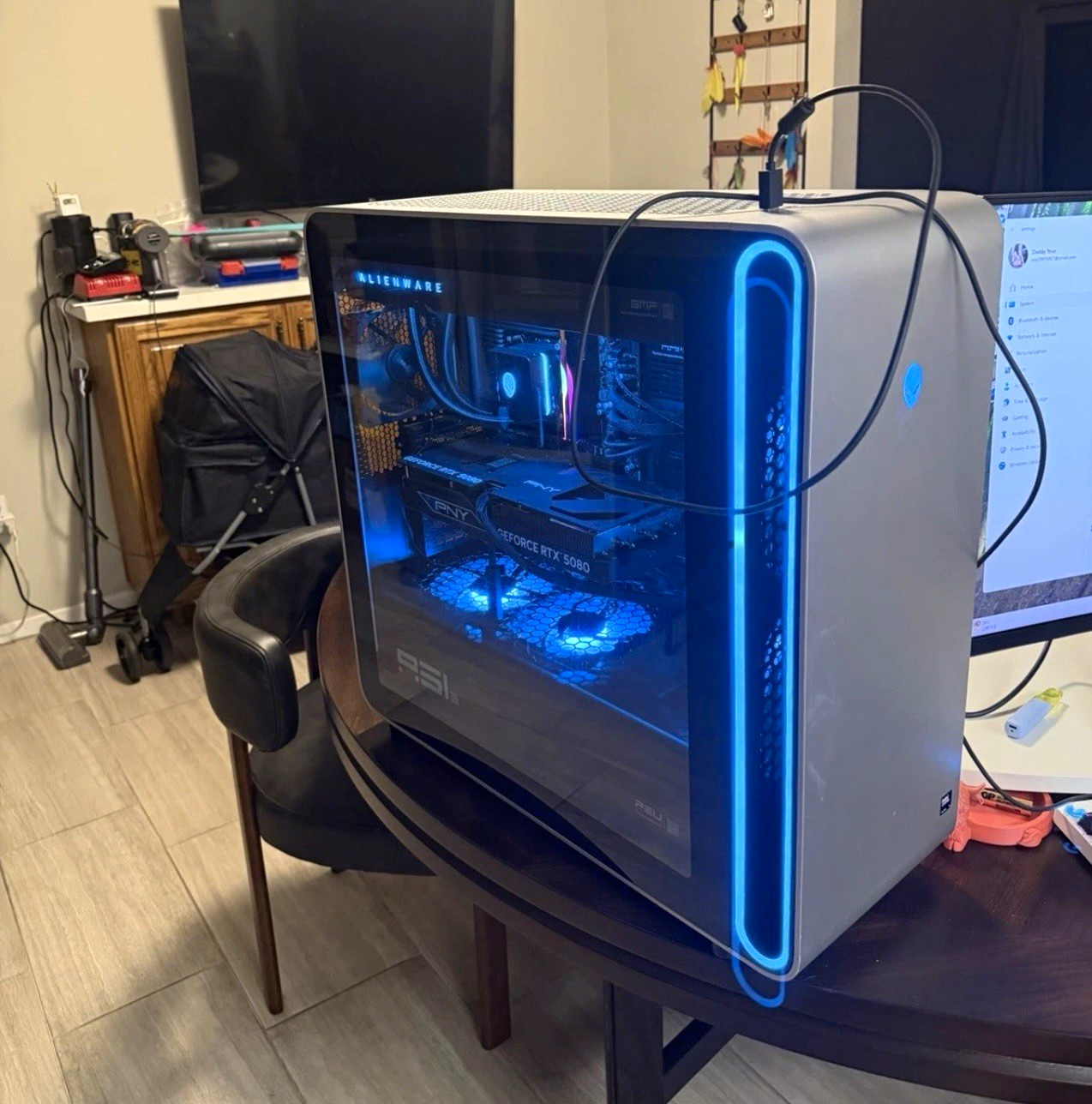 Alienware Area-51 AAT2250 Core Ultra 9 285K 64GB RTX 5080 1.82TB W11