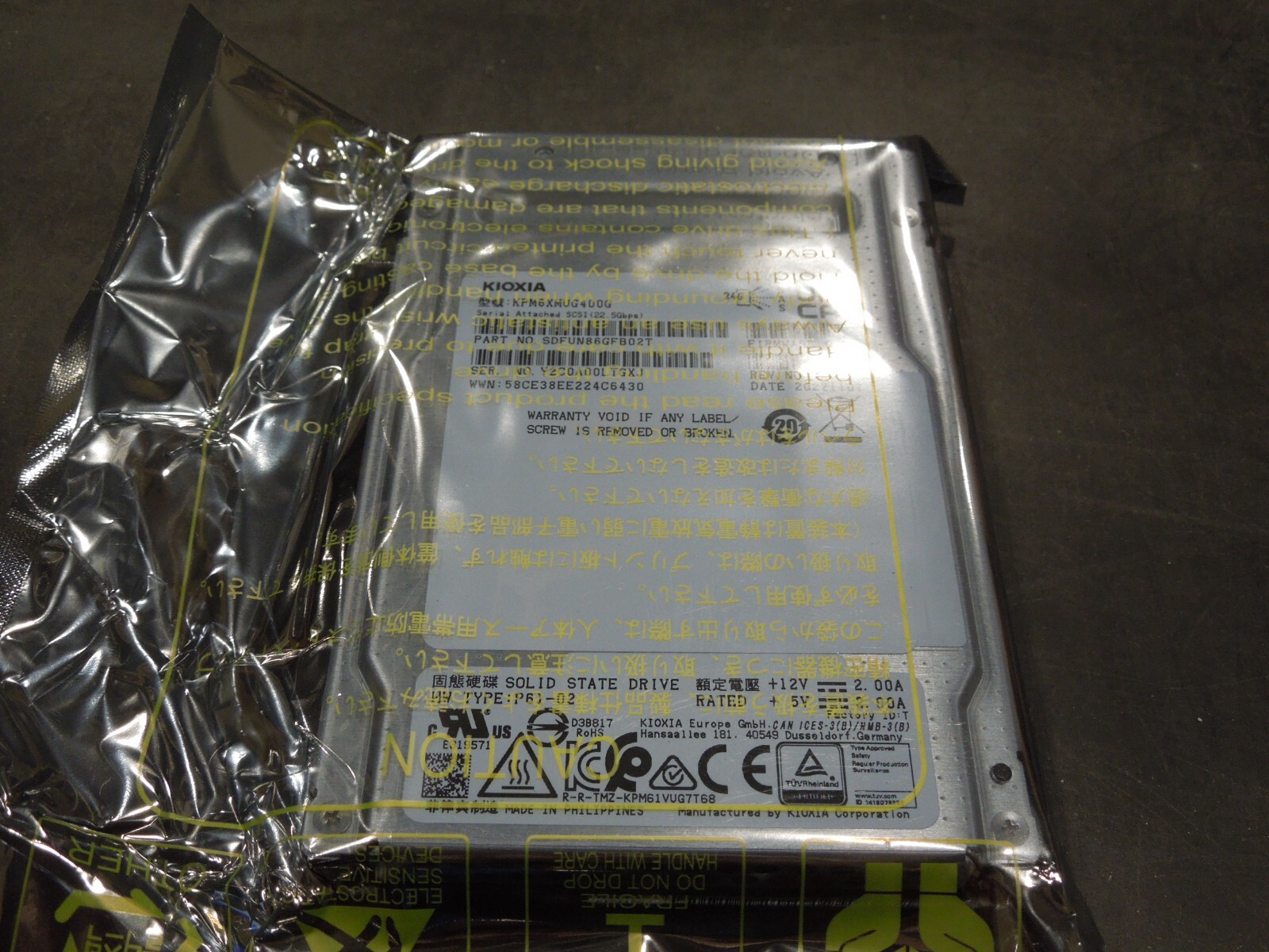 Kioxia PM6-M 400GB SAS SSD SIE KPM6XMUG400G