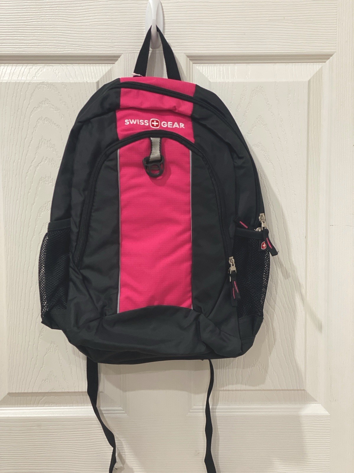 New* Swiss Gear Backpack Pink And black SA1722