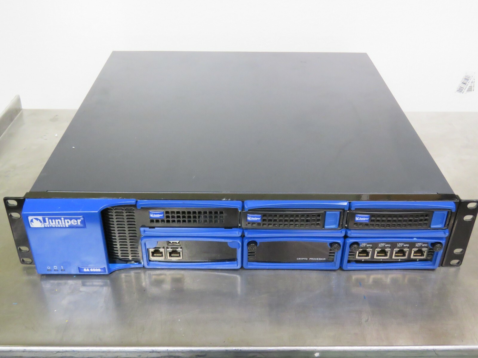 JUNIPER SA6500 SSL VPN SEC APP/ CRYPTO PROC 2x 80GB HDDs 4x10/100/1000Base-TLAN