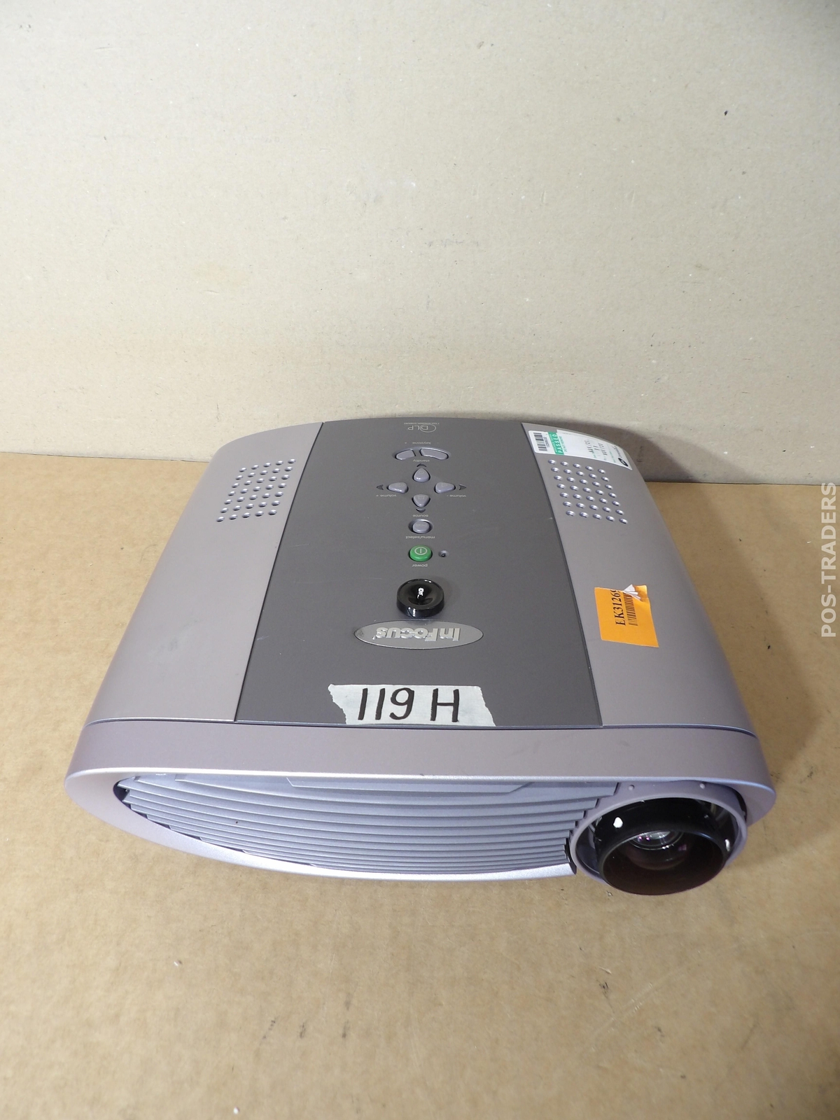 InFocus LP500 Projector Projector SVGA DLP 2000 Lumens - 119 HOURS - EXCL REMOTE