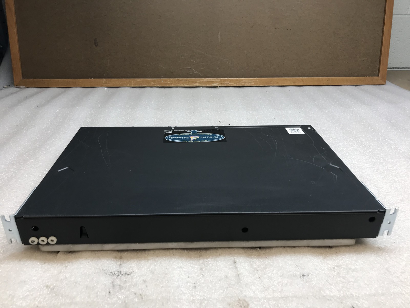 Cisco C2600 Software (C2600-I-M), Version 12.0(7)T Networking Router w/Rack Ears
