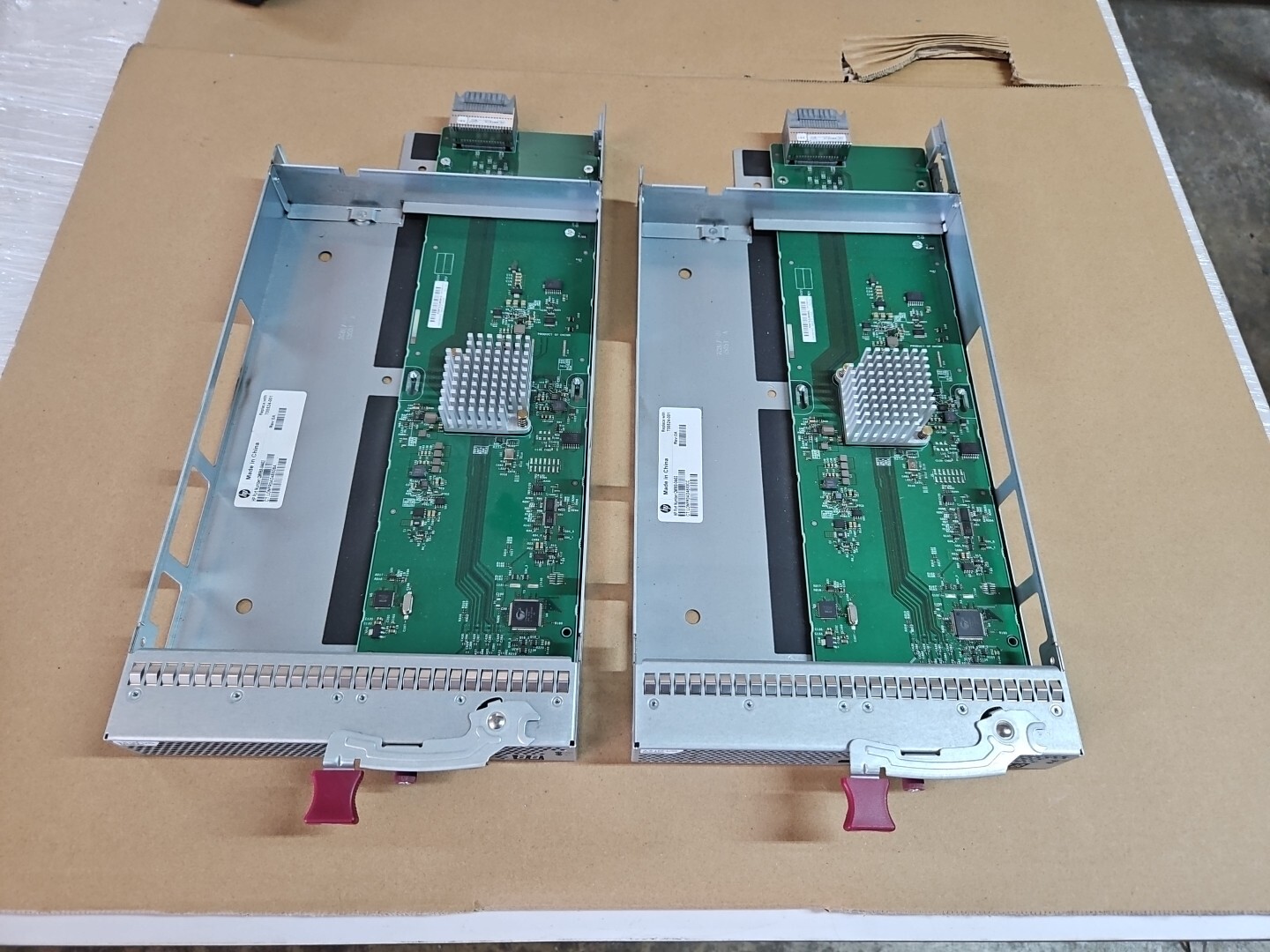 HP 700524-001 LFF IO Module D3600
