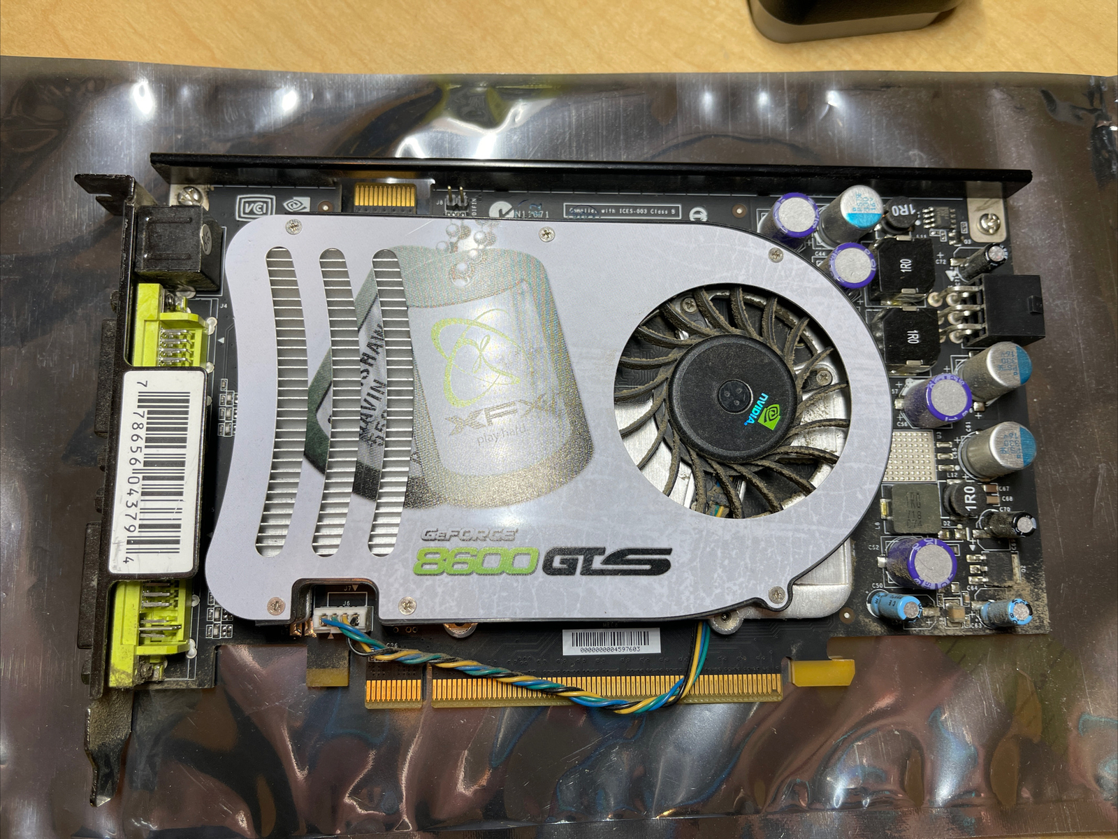 XFX GeForce 8600GTS 256MB GDDR3 PV-T84G-UDF3 Video Card