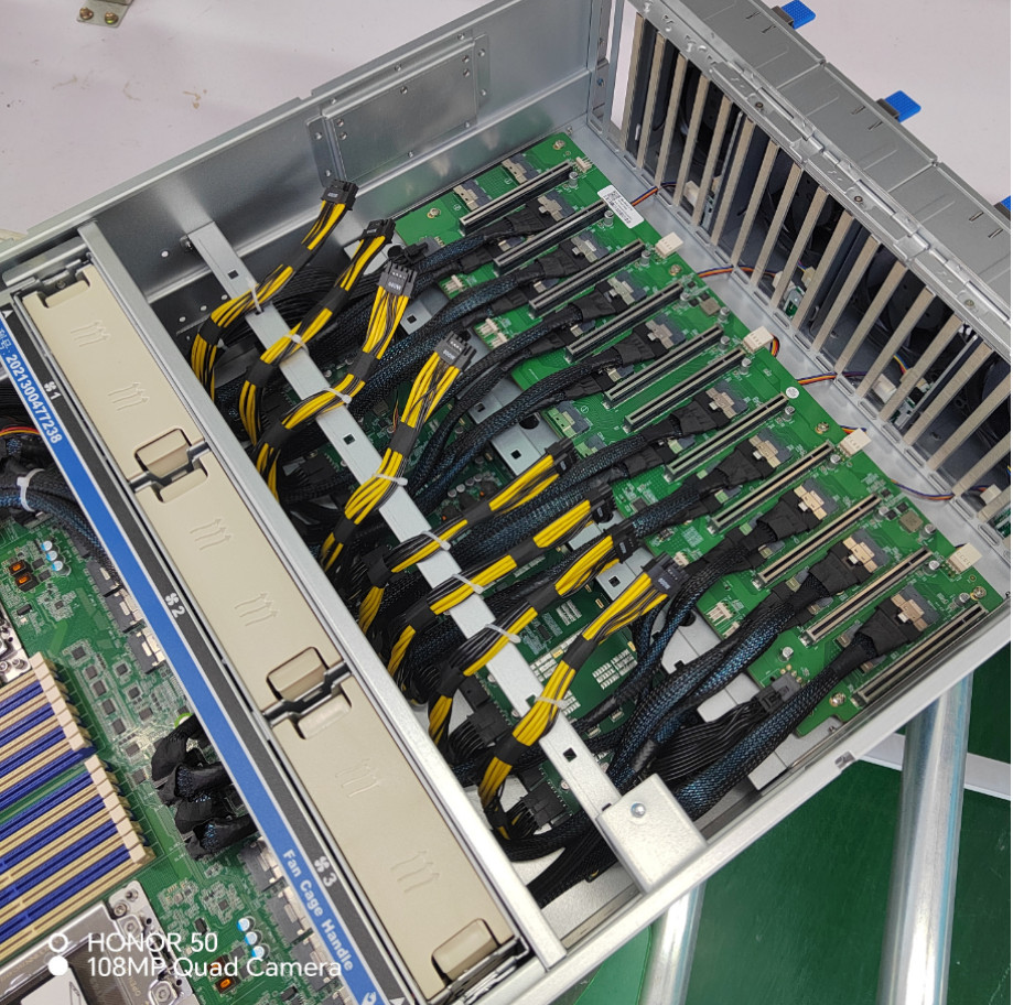 8GPU PCIe5.0 X16 bandwidth Server ASRock RACK GENOA2D24G-2L 8GPU
