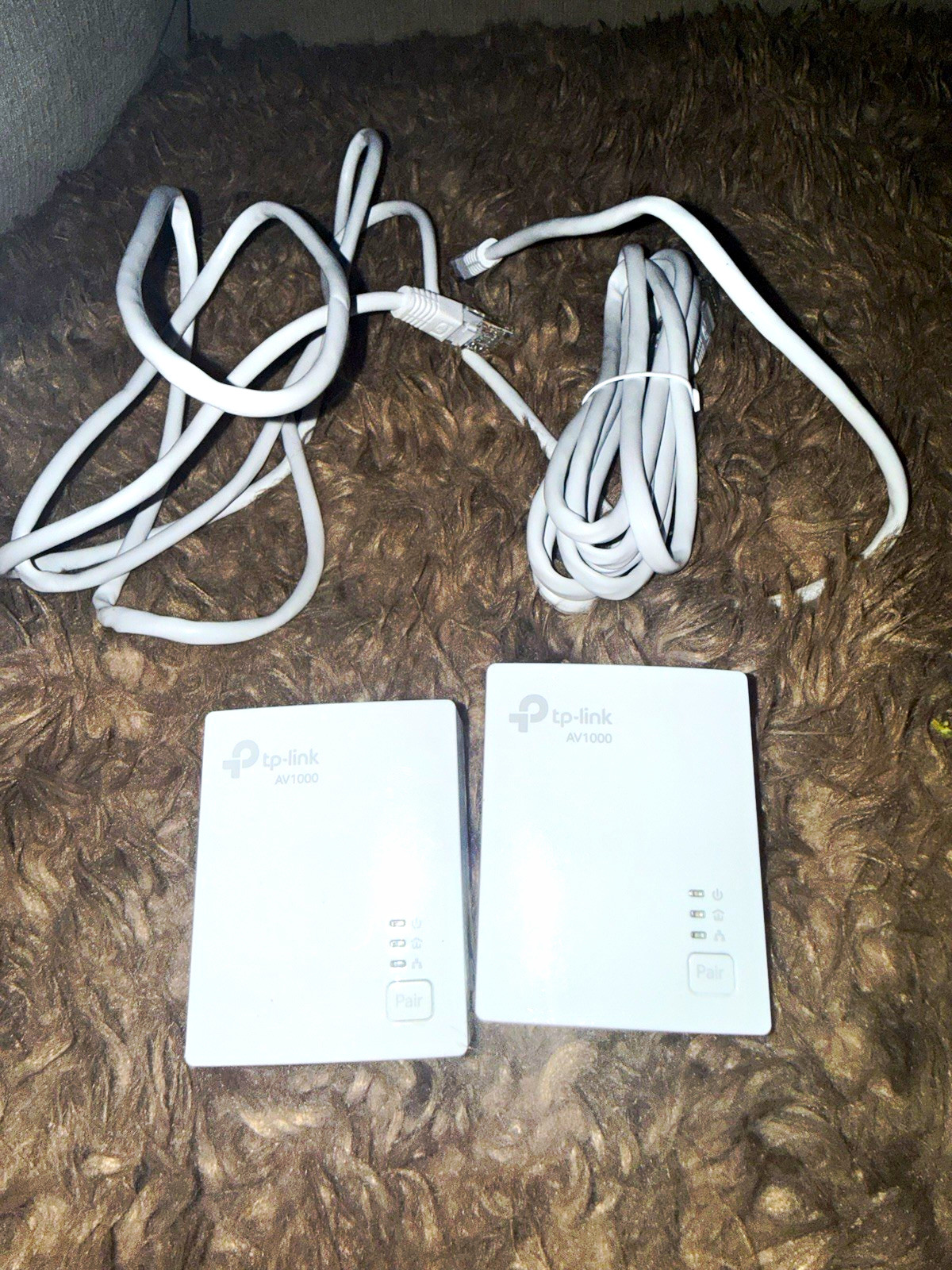 TP-LINK AV1000 Powerline Adapter Set (2) 1000 Mbps RJ-45 Wired, White