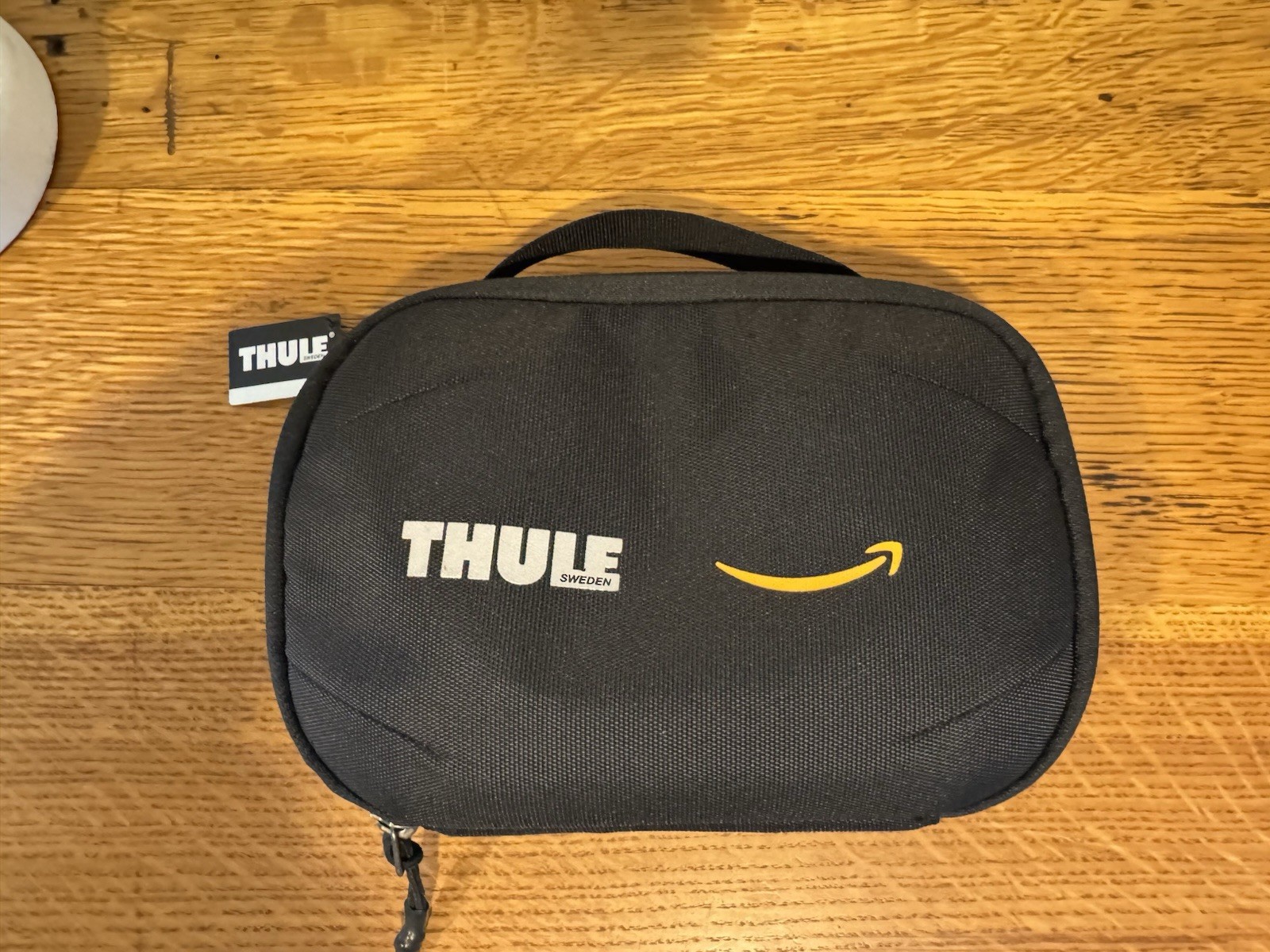 Thule Subterra PowerShuttle Cord Organizer Electronics Carrying Case NWT.