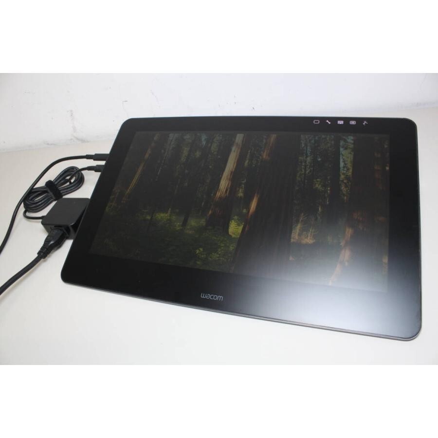 Wacom Cintiq Pro DTH-1620 16" Graphic LCD Tablet Black Display Used AS is