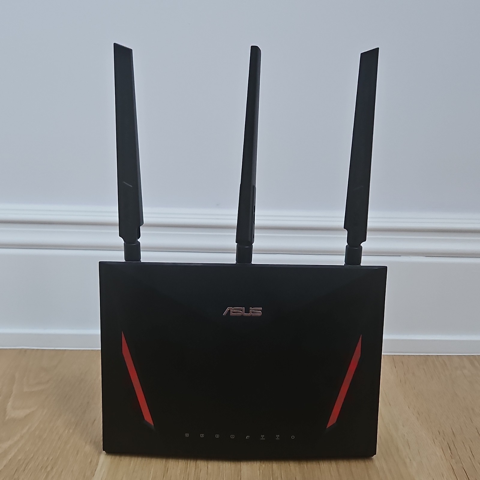 ASUS RT-AC86U Dual-Band WiFi Router 2900 Mbps Gigabit 4-Port USB 3.0