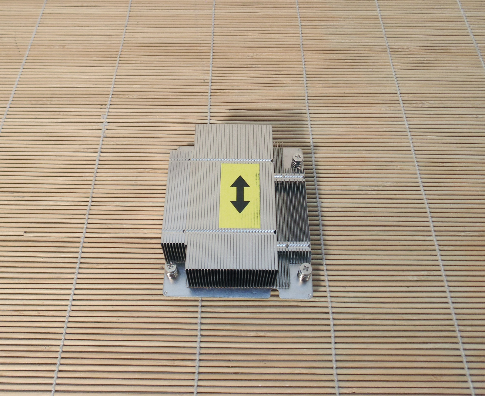 Cisco UCSB-HS-01-EP CPU Heat Sink for UCS B200 M3 and B420 M3 700-33891-01