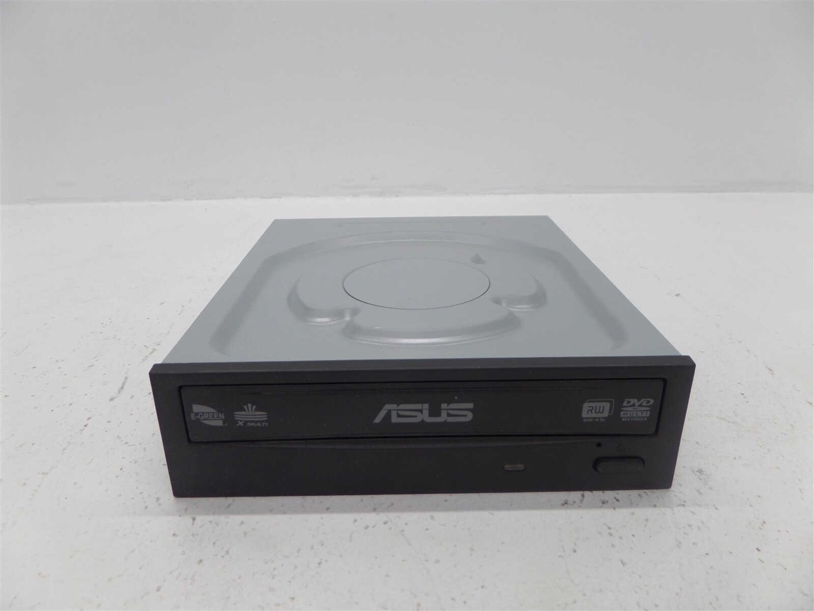 Asus DRW-24B3ST 24X SATA Optical Drive 