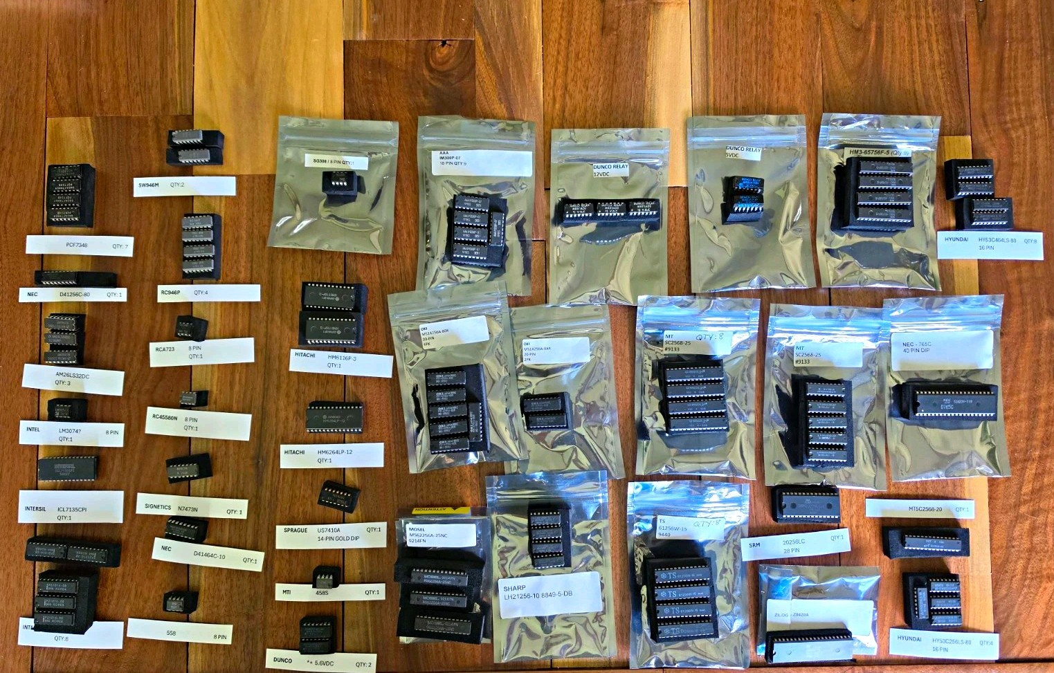 119 PC NOS Mixed Vintage IC Lot, Intel, Zilog, Intersil, Hitachi 1970's - 80s
