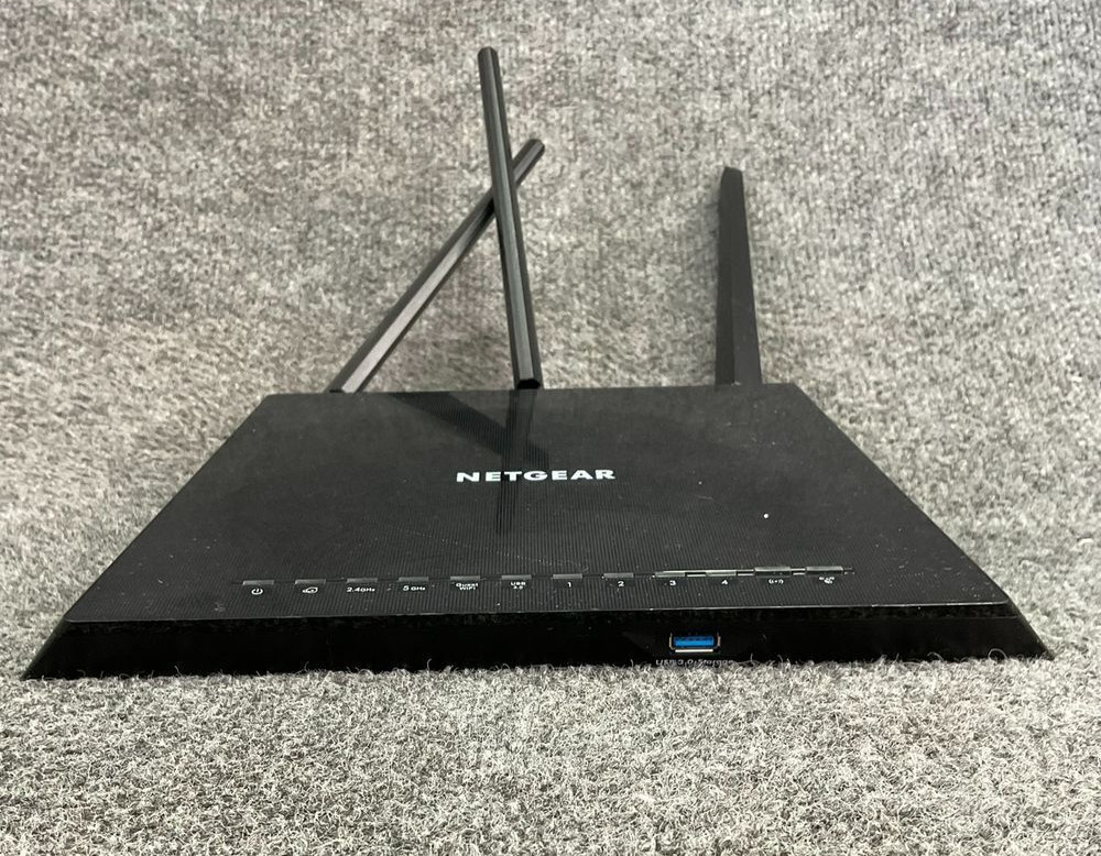 Netgear Nighthawk R7350 AC2400 Smart WiFi Router Dual Band Used