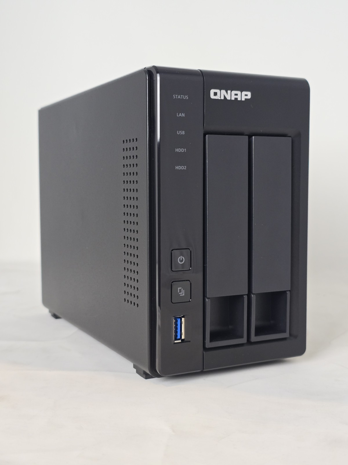 QNAP TS-251+ 2-Bay Turbo NAS Intel Celeron Quad Core 2Ghz 2GB Ram HDMI Dual GbE 