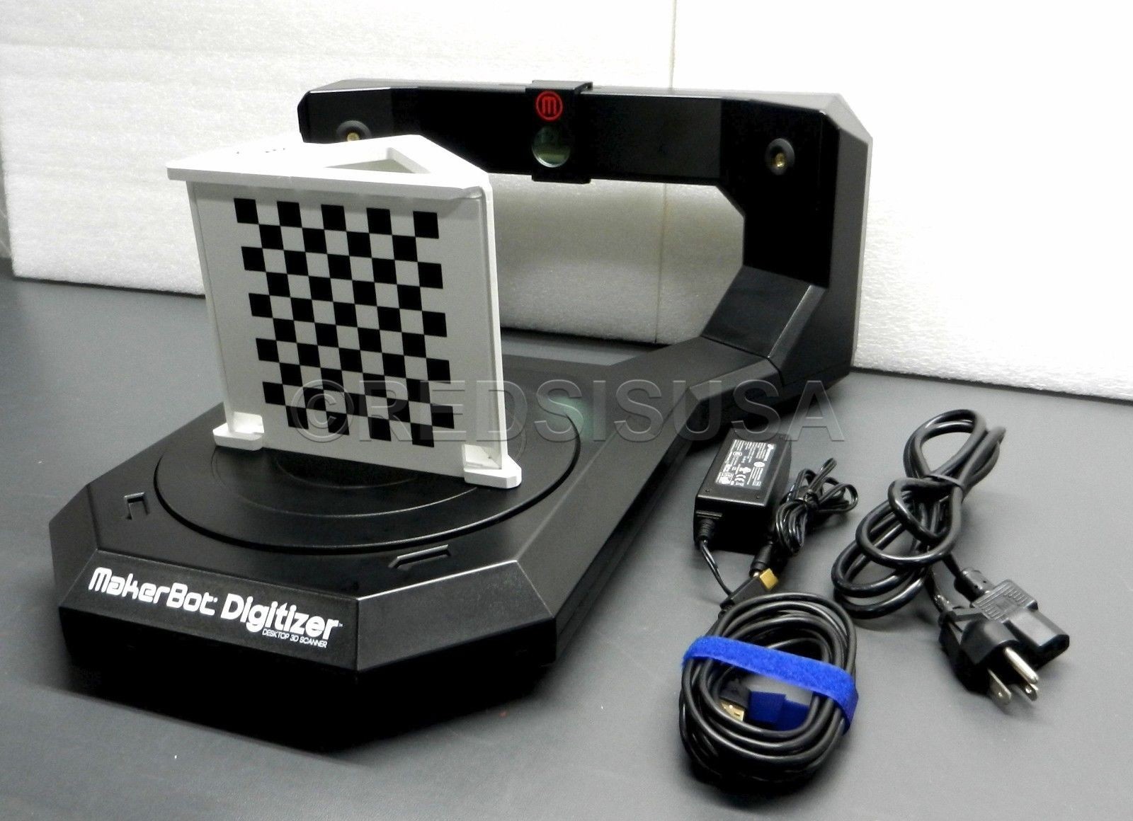 MAKERBOT DIGITIZER DESKTOP 3D SCANNER  GRADE A MP03955