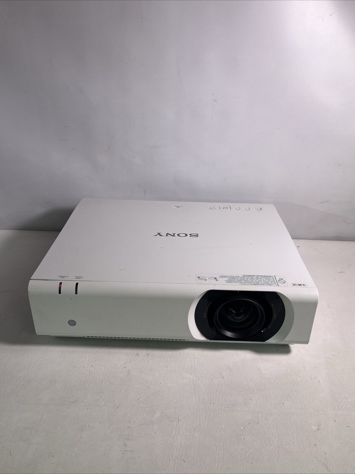 Sony VPL-CH355 Data Projector | WUXGA, ONLY 129 Hrs.
