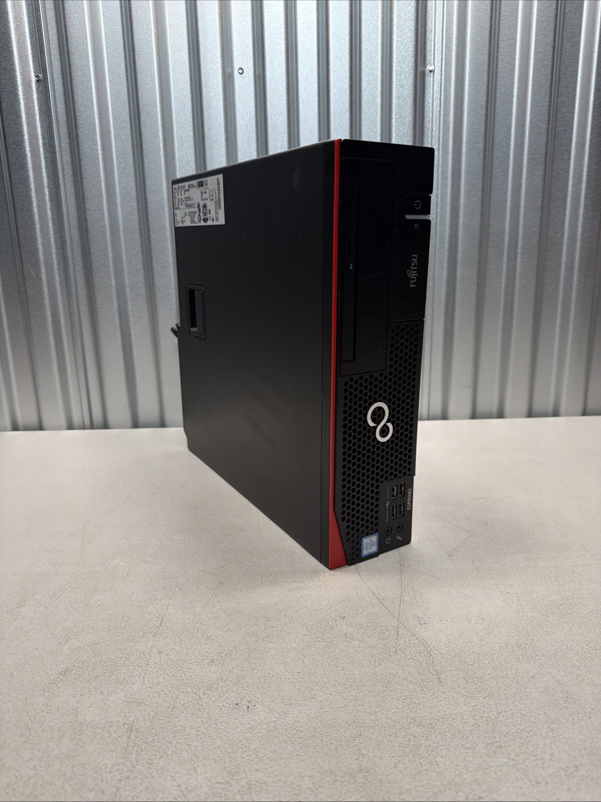 FUJITSU ESPRIMO D756 SFF PC i5-6500 CPU/4GB DDR4/128GB SSD/Win 10