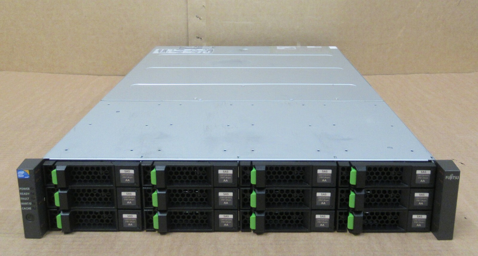 Fujitsu ETERNUS CS800 S4 Base Shelf 2x Controller 36TB HDD CA07339-E013 2x PSU