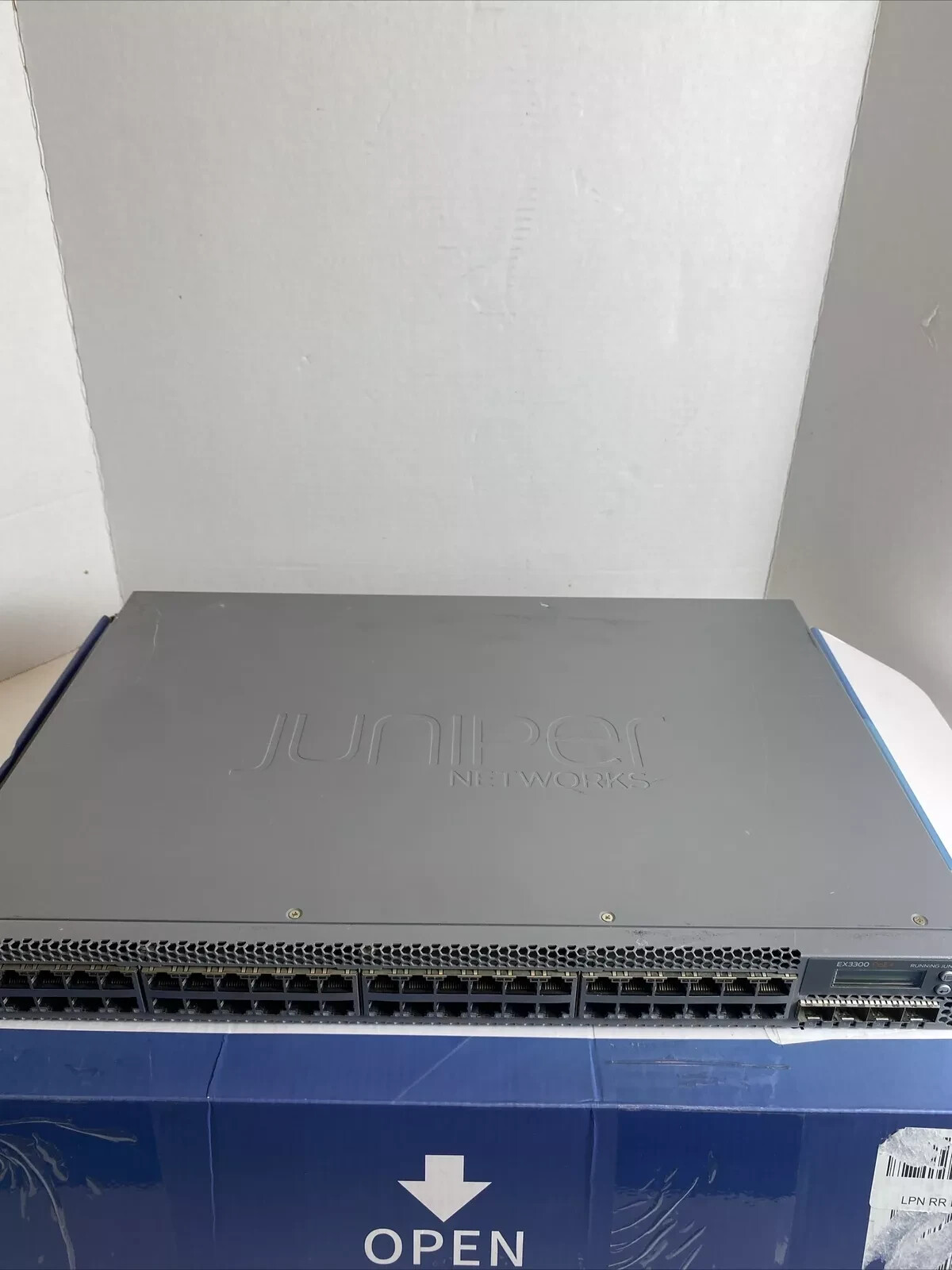 Juniper Networks EX3300-48P PoE+ 48-Port 4x SFP Gigabyte Ethernet Switch