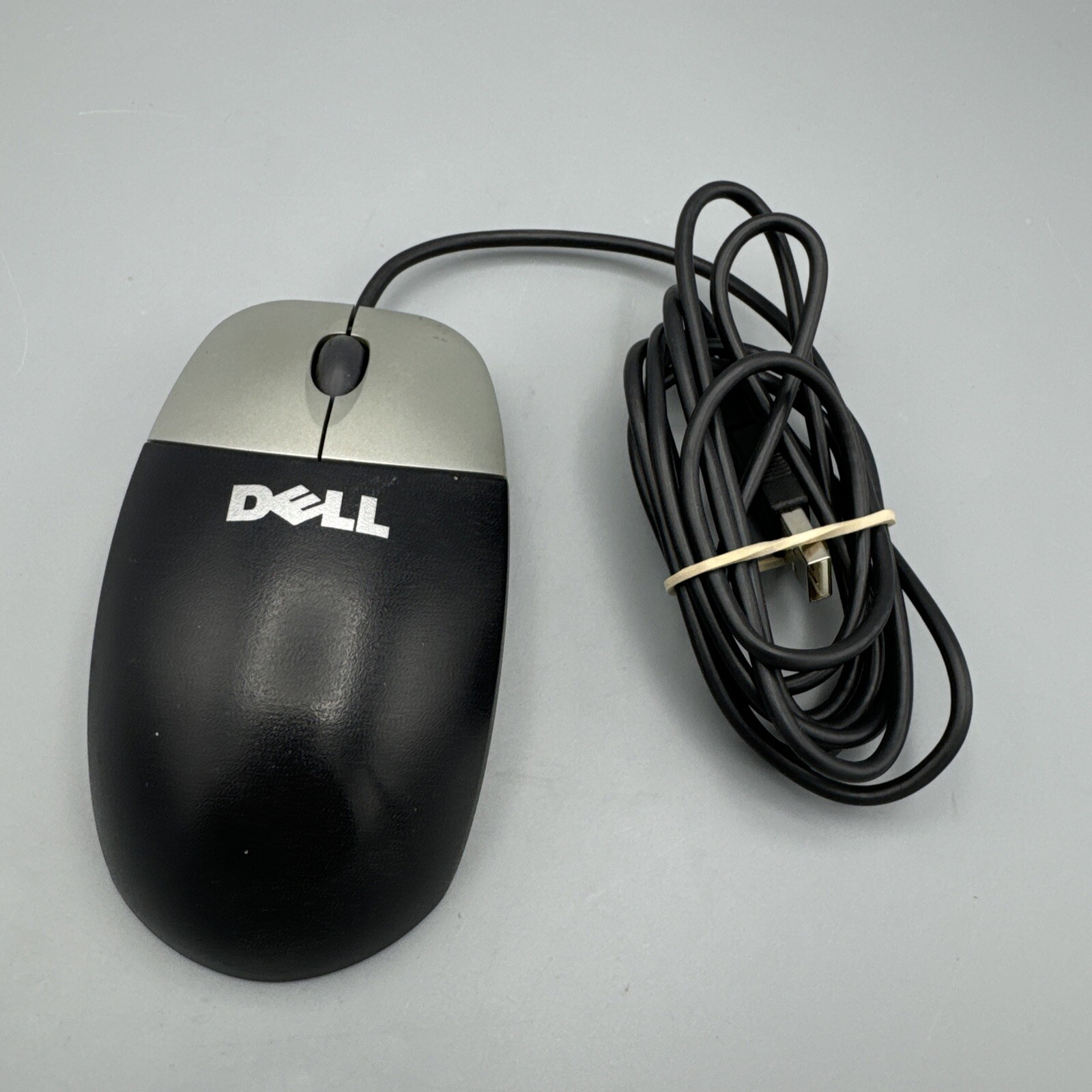 Dell Genuine USB Wired Optical Laser Scroll Mouse M056U0A .