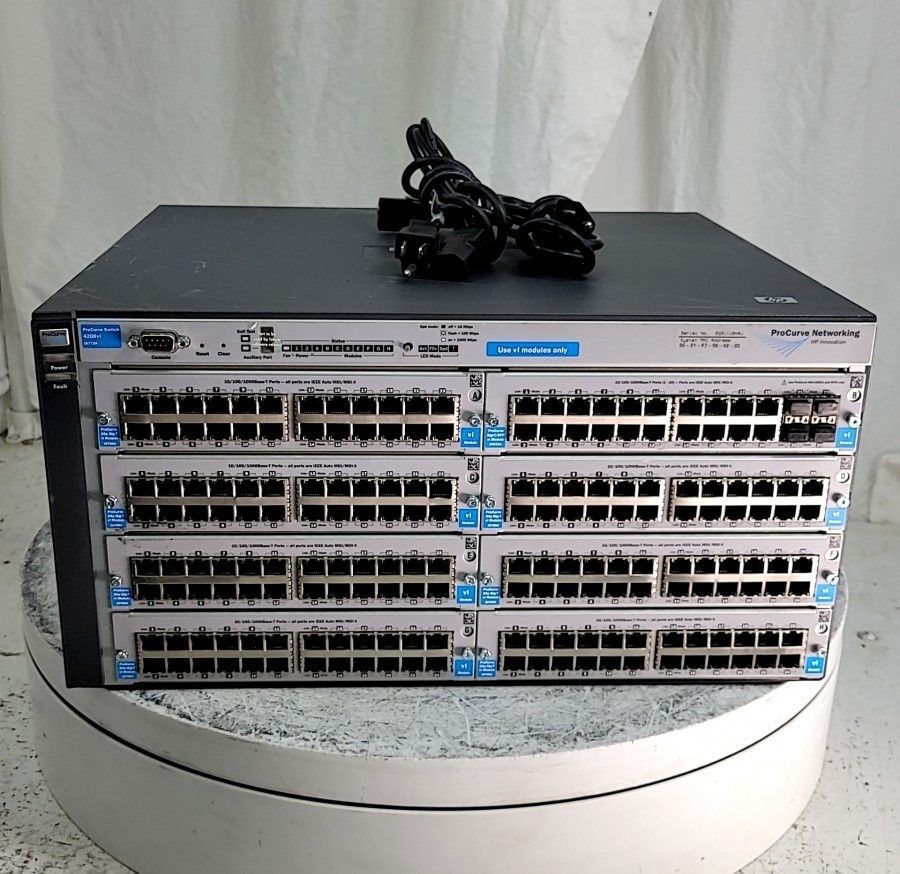 HP Procurve 4208VL J8773A Network Switch