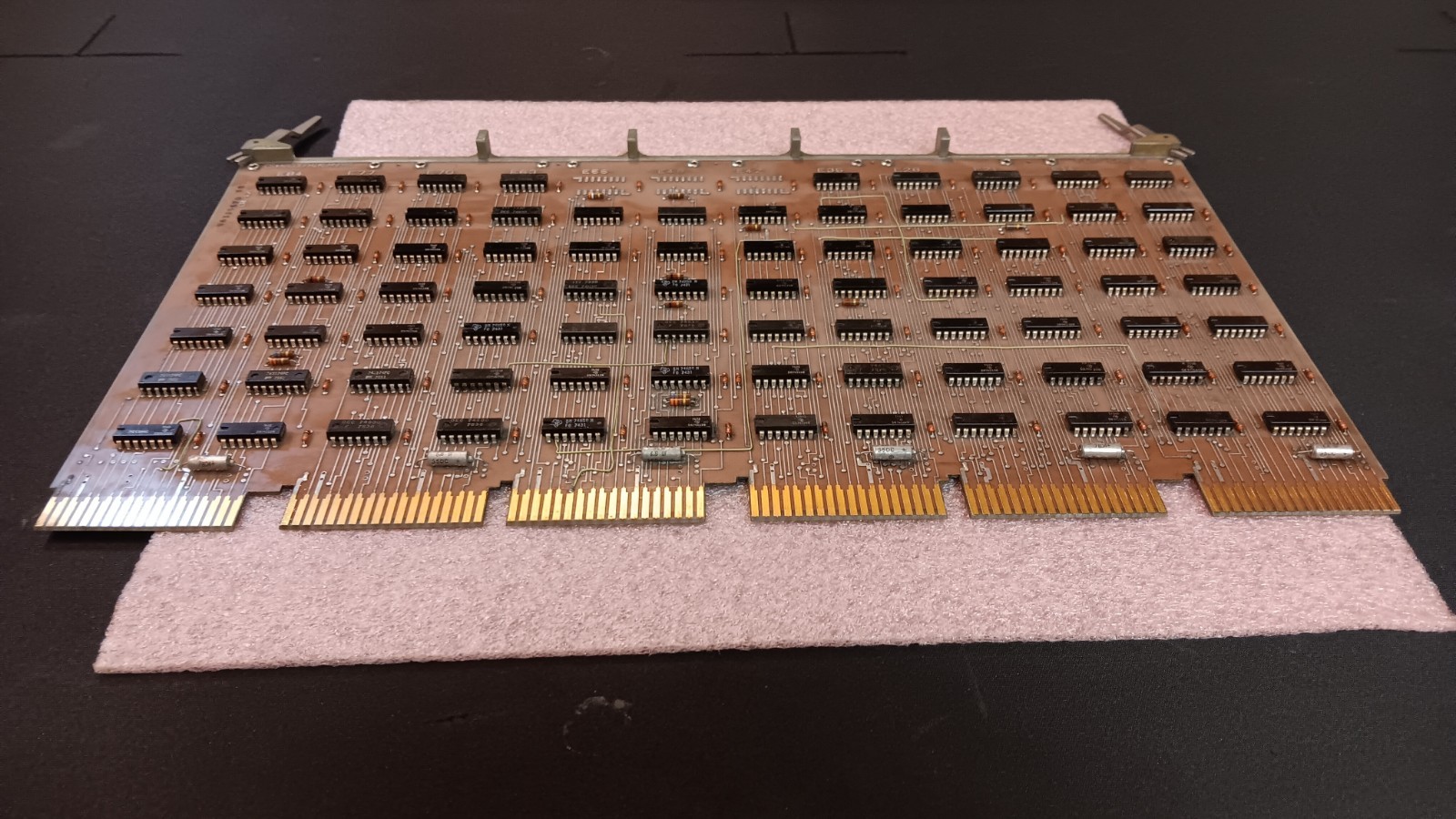 DEC Digital Equipment Corp PDP 11/70 M8135 Trap and Miscellaneous Control (B2)