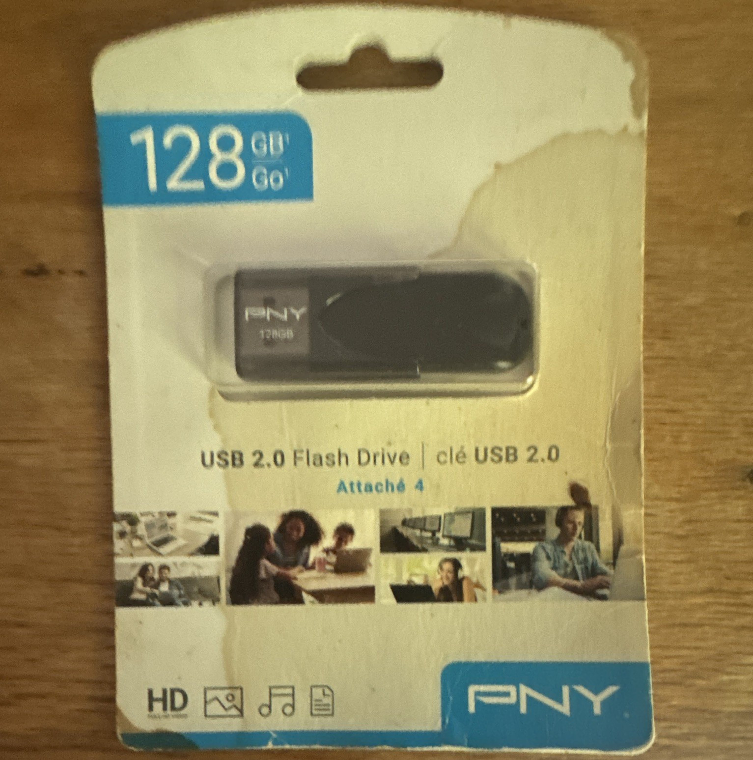 PNY Attache 4 128GB USB 2.0 USB-A Flash Drive Black Plug & Play Win/Mac