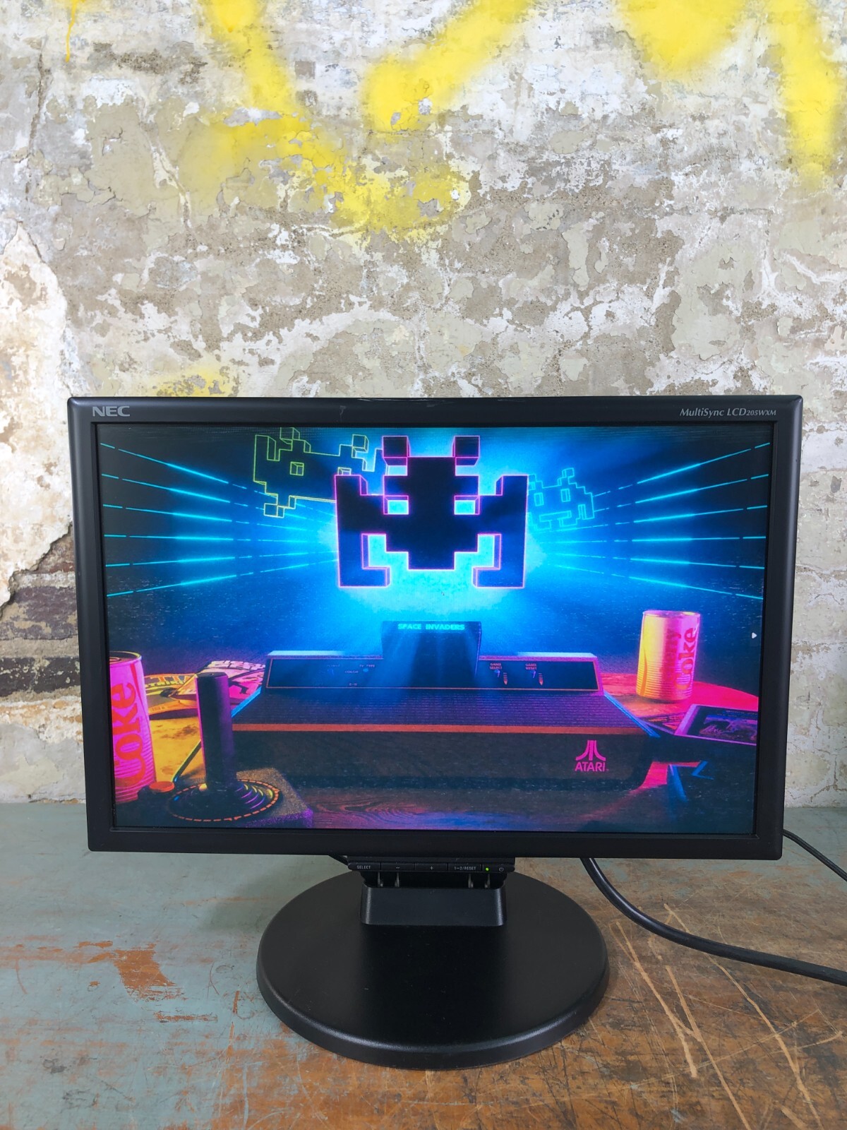 NEC MultiSync LCD205WXM 20" 16:10 LCD Monitor Retro Gaming VGA/DVI 1680 x 1050