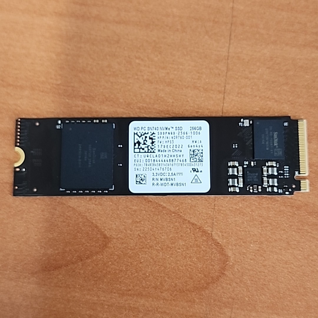 Western Digital 256GB NVMe M.2 2280 80mm SSD SDDPNQD-256G-1006 N09760-001 MVBSN1