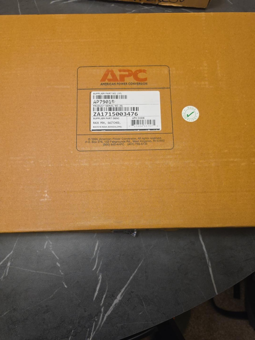 AP7901B APC Switched Rack PDU 1U 20A 120V 8 Outlet NEMA 5-20R NOS