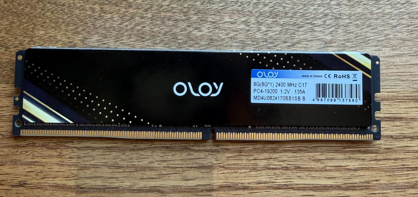 OLOy DDR4 DIMM 8GB 2400MHz PC4-19200 288-Pin RAM MD4U0824170BB1SB.B