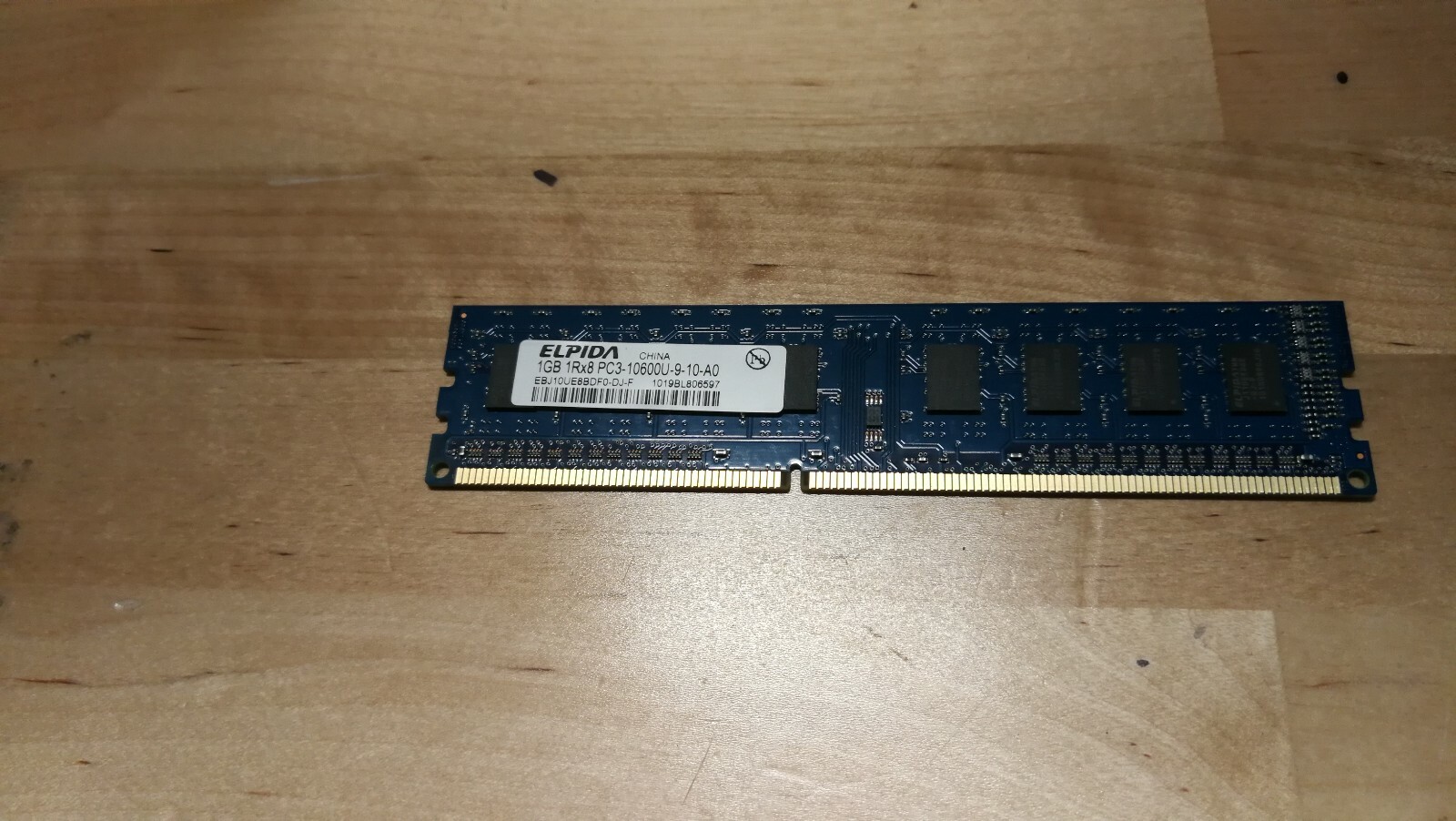 PAIR OF Elpida EBJ10UE8BDF0-DJ-F PC3-10600U-9-10-A0 1GB Memory RAM 