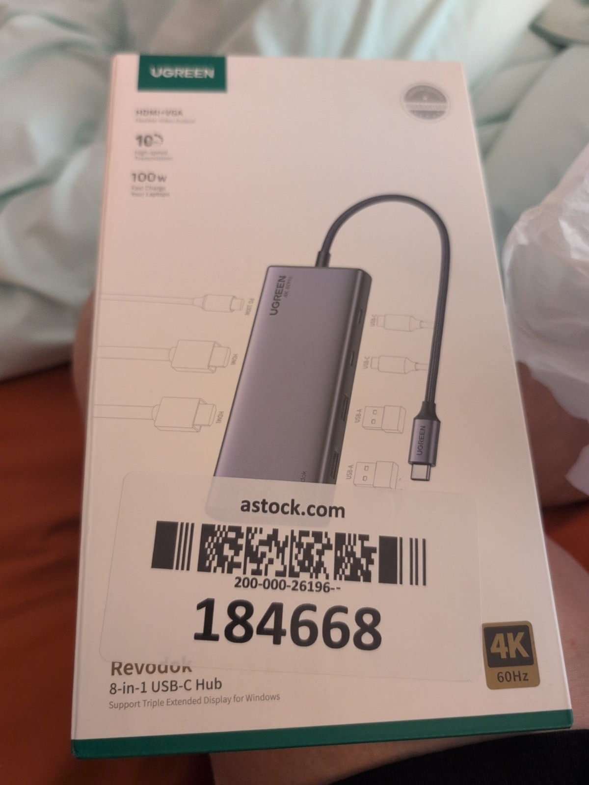 UGREEN Revodok 8 In 1 USB-C Hub - HDMI, VGA, USB-A, USB-C PD, Fast Charge, 100Gb