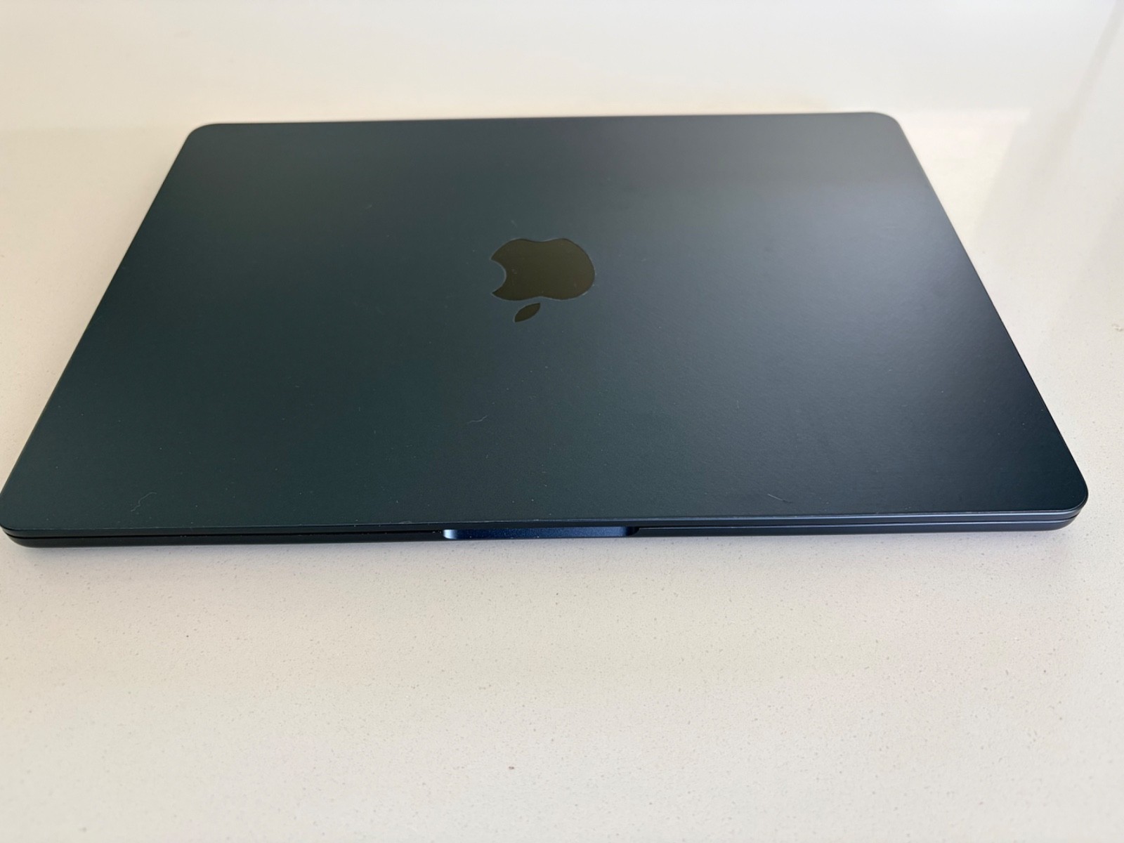 2026 Apple MacBook Air 13-inch M5 Chip 16GB RAM 512GB SSD Midnight MDHE4LL/A