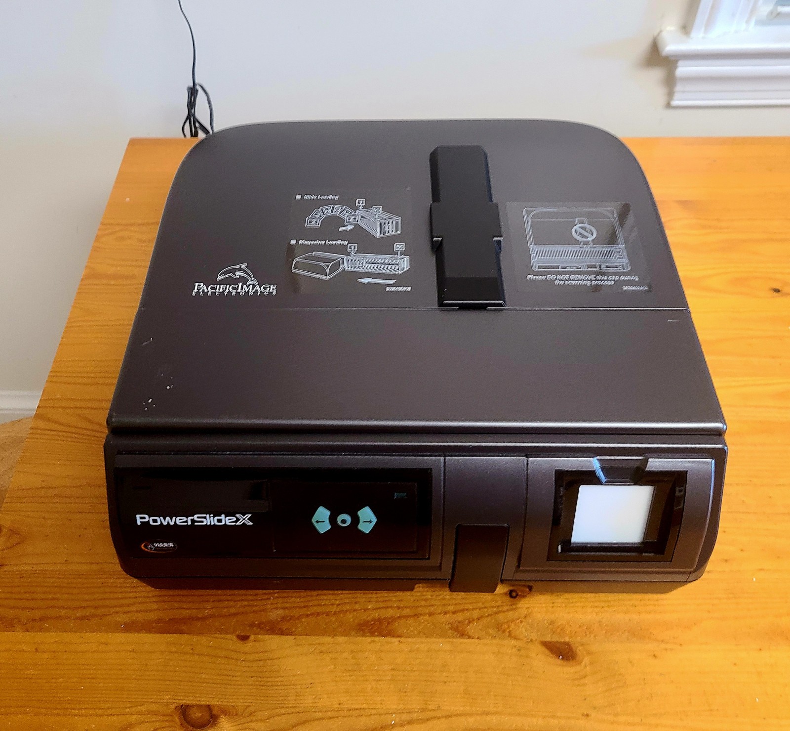 Pacific Image Electronics PowerSlideX Slide & Film Scanner Digitizer 2 cartrdges