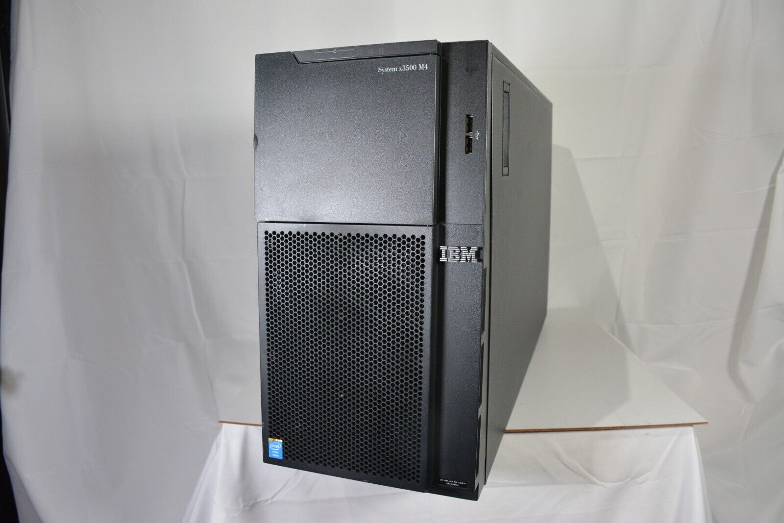 IBM System X3500 M4 Tower Server 2xE5-2690 V2 3.00GHz 192GB 8x1.2TB SAS RAID 2PS
