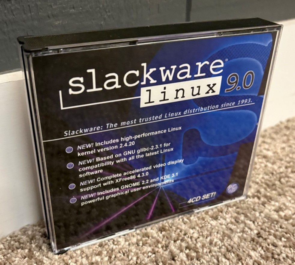 Vintage Slackware Linux 9.0 c2003 March 4 CD Set