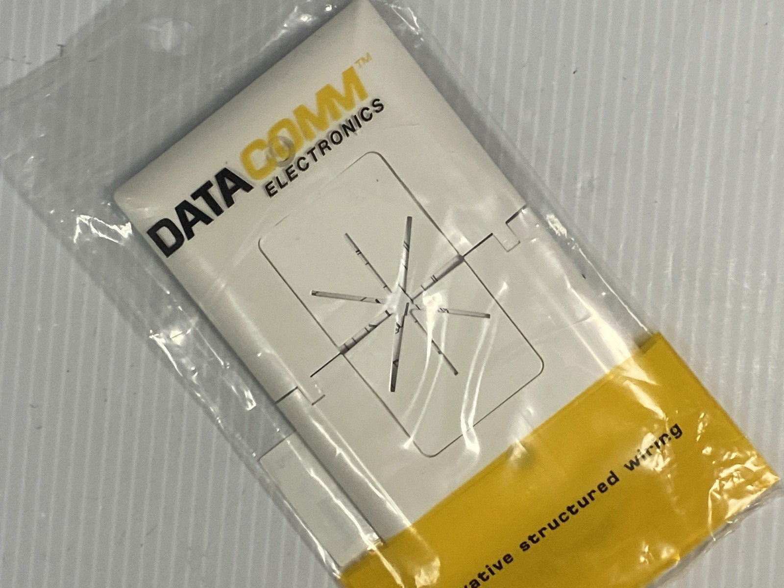 LOT OF 2 - NEW DATACOMM 1-Gang Split Cable Plate w/ Flexible Opening 45-0017-WH