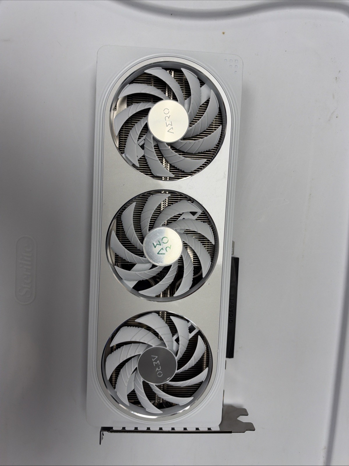 Gigabyte NVIDIA GeForce RTX 5060 AERO Overclocked Triple Fan 8GB GDDR7 PCIe 5.0