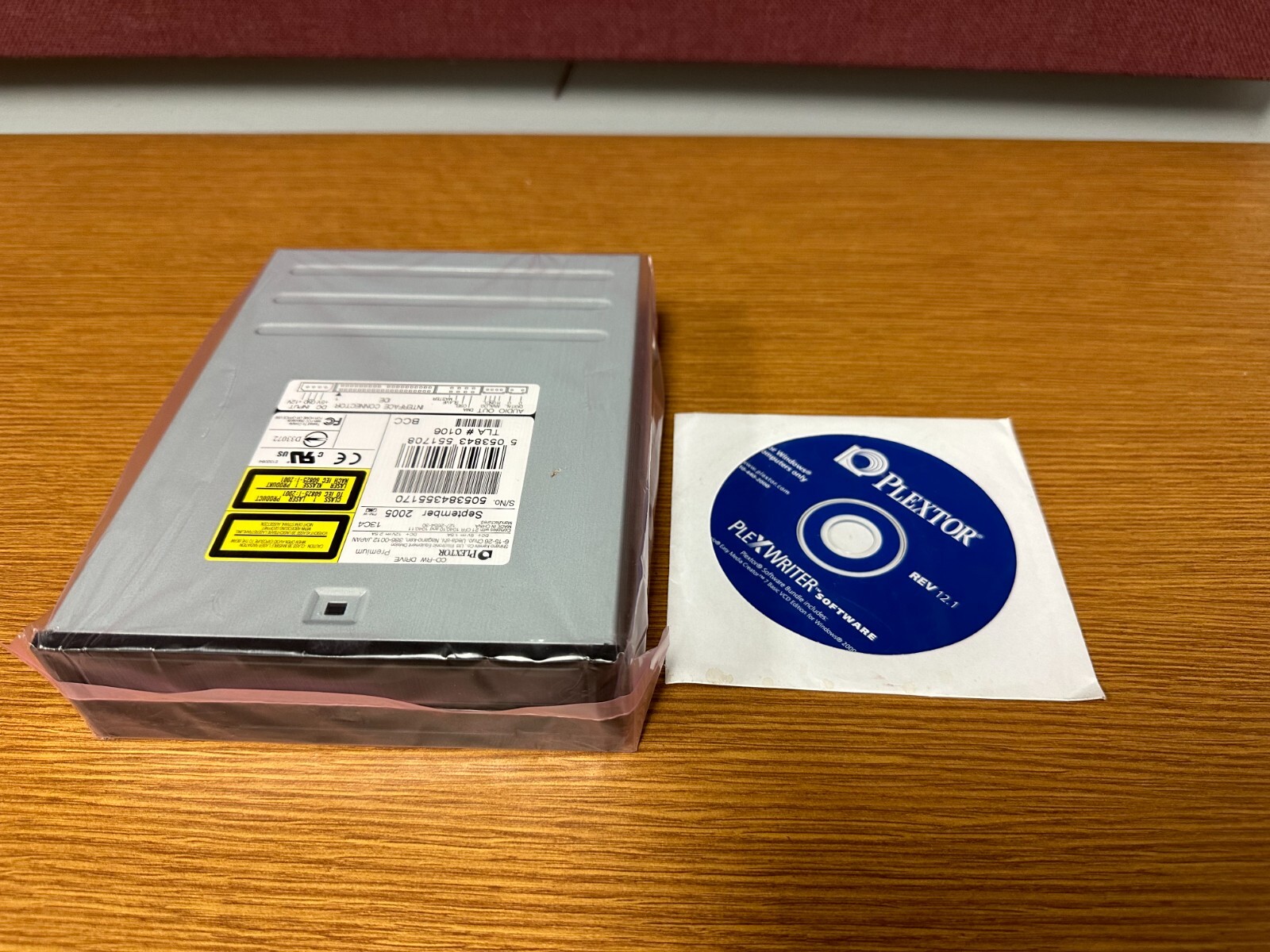 Plextor Premium  Plexwriter CD-RW Drive Premium BRAND NEW