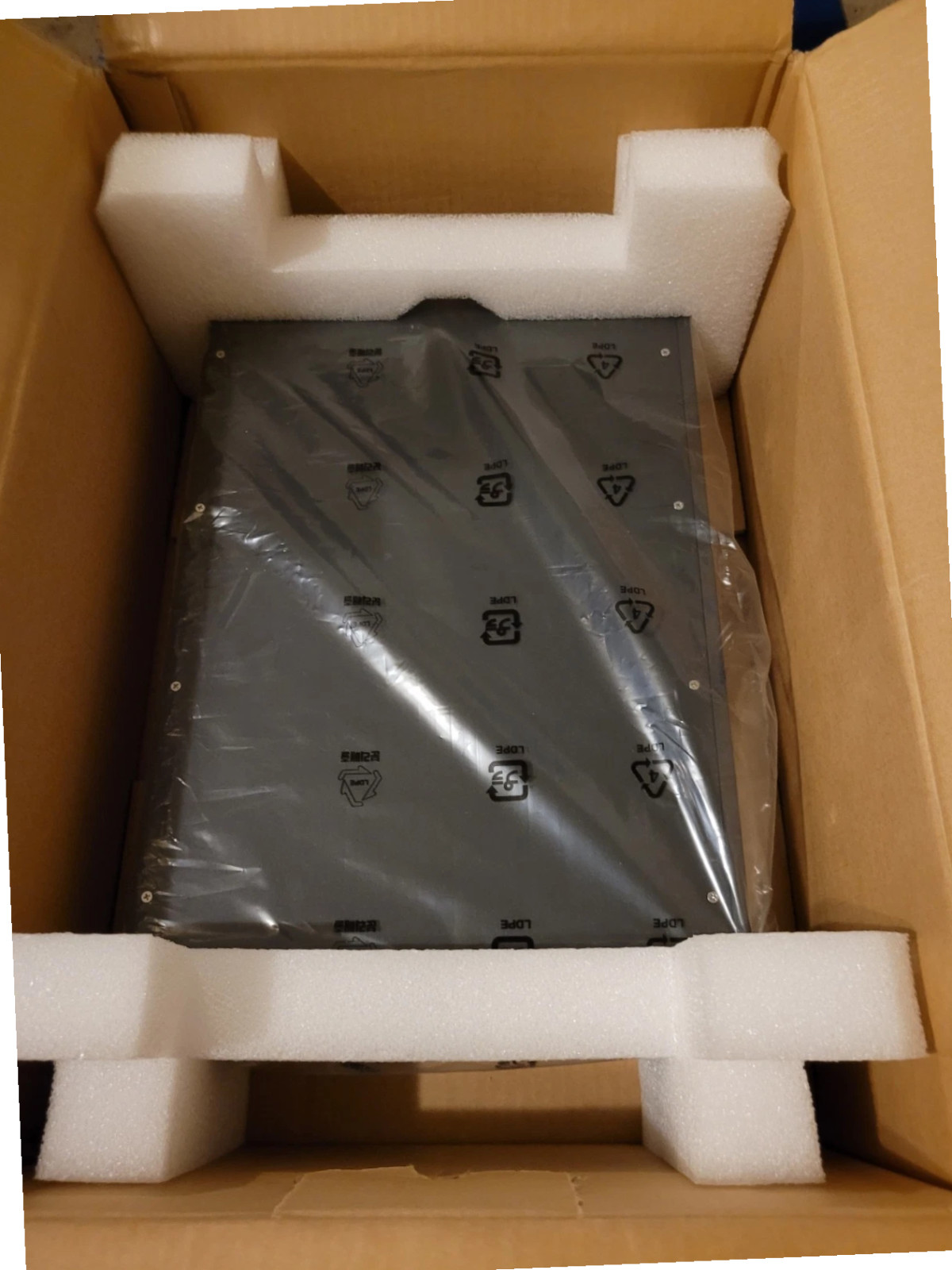Avocent DSR2020-001 16-Port KVM Over IP Switch – BRAND NEW w/ 4x MPUIQ-VMCHS
