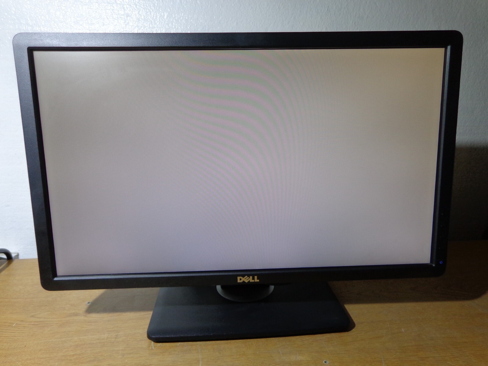Dell P2212Hb 21.5'' FHD Widescreen Flat Panel Monitor w/ stand 0ndmrp