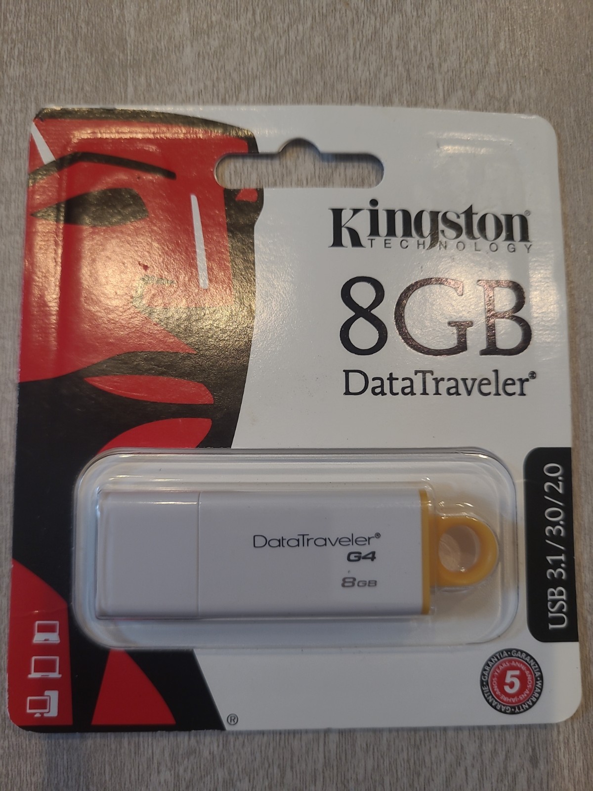 Kingston DataTraveler 8 GB USB 2.0 Flash Thumb Drive G3 Secure..................