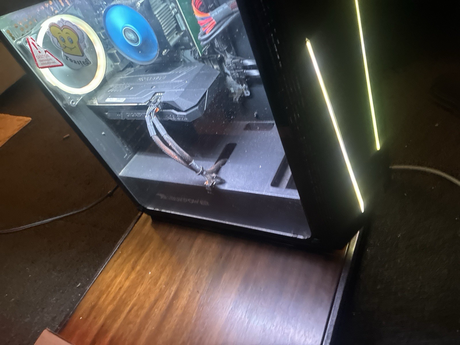 IBUYPOWER I Series R124A651G Core I5 8GB Ram 120GB SSD NVIDIA GeForce GTX 1660