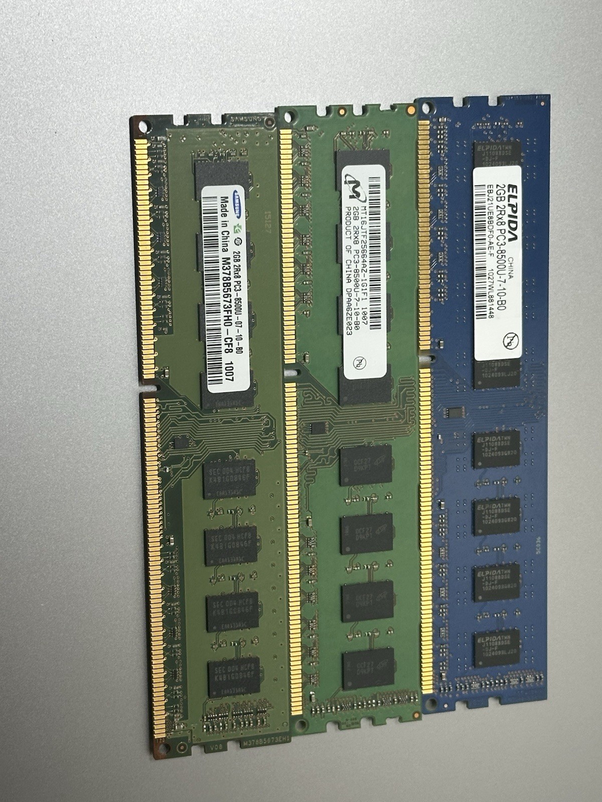 6 GB 3x2GB 2Rx8 PC3-8500U Desktop RAM