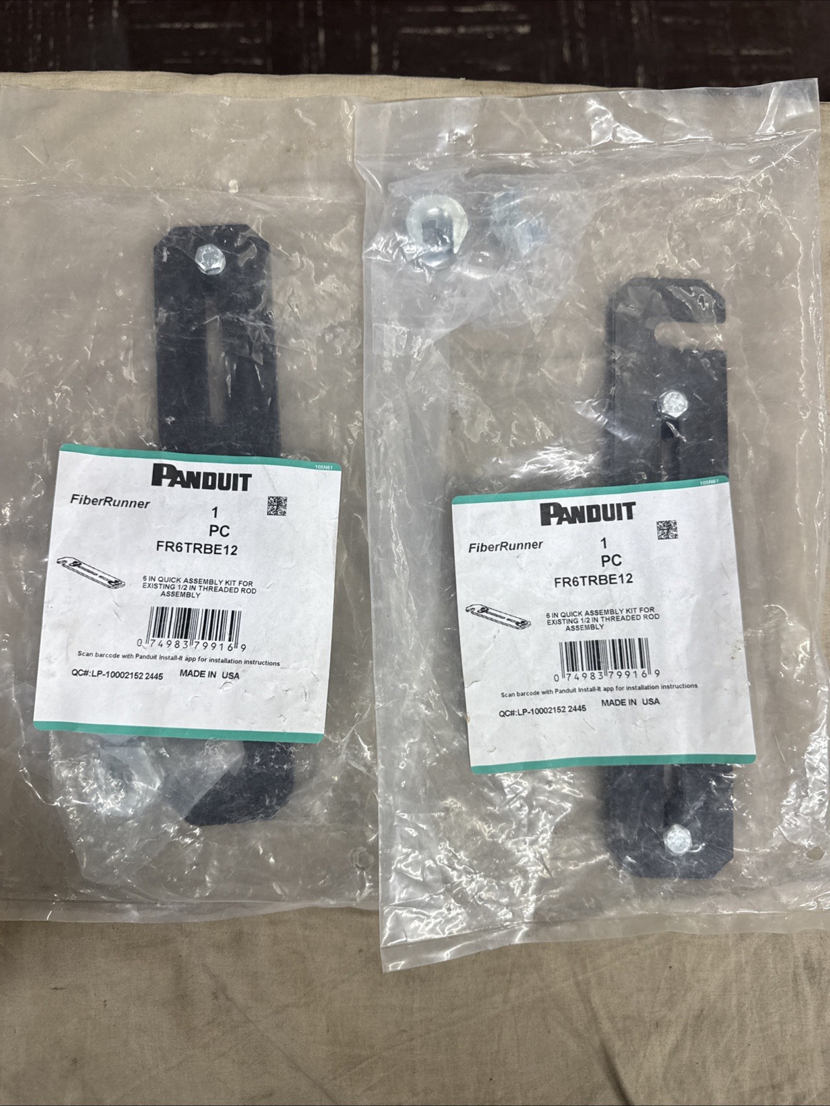 2 -Panduit FR6TRBE12 FiberRunner QuikLock Mounting Bracket for Cable Pathway Blk